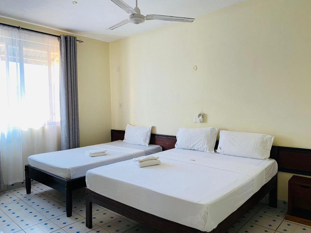 Merry Villa Hotel & Apartments 蒙巴萨 外观 照片